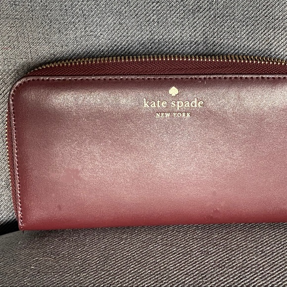 Maroon Kate Spade Wallet - Picture 1 of 1